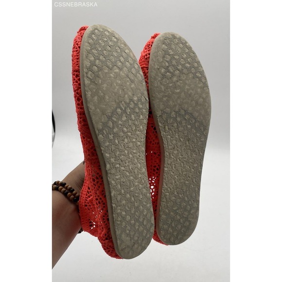 TOMS Shoes Womens Slip On Orange Coral Alpargata Crochet Lace - Size W9 - Picture 7 of 8